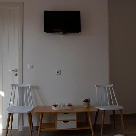 Agnadema Luxury Residences Schoinoussa Eksteriør billede