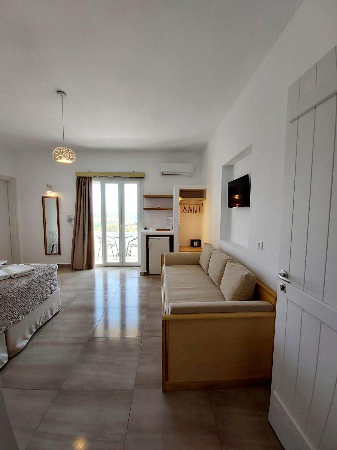 Agnadema Luxury Residences Schoinoussa Eksteriør billede