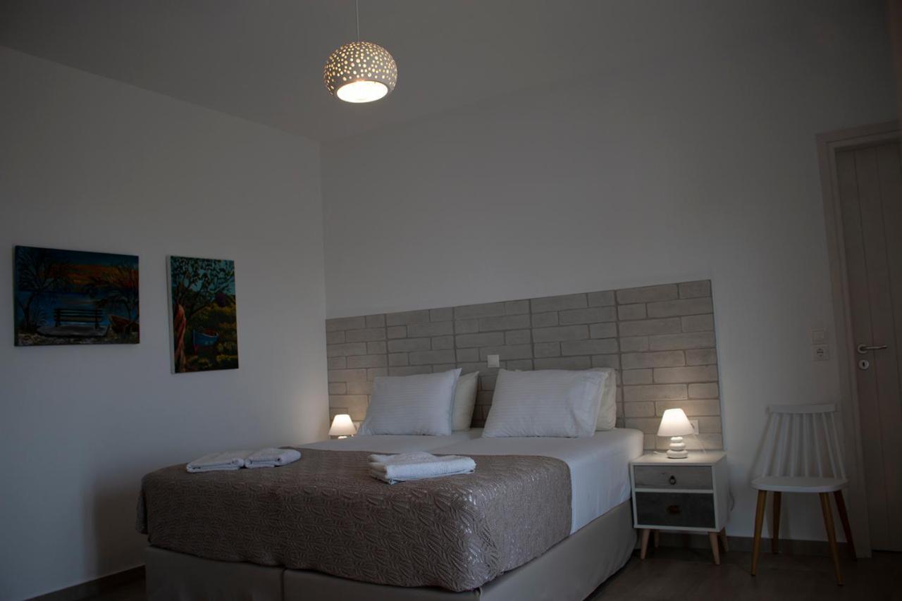 Agnadema Luxury Residences Schoinoussa Eksteriør billede