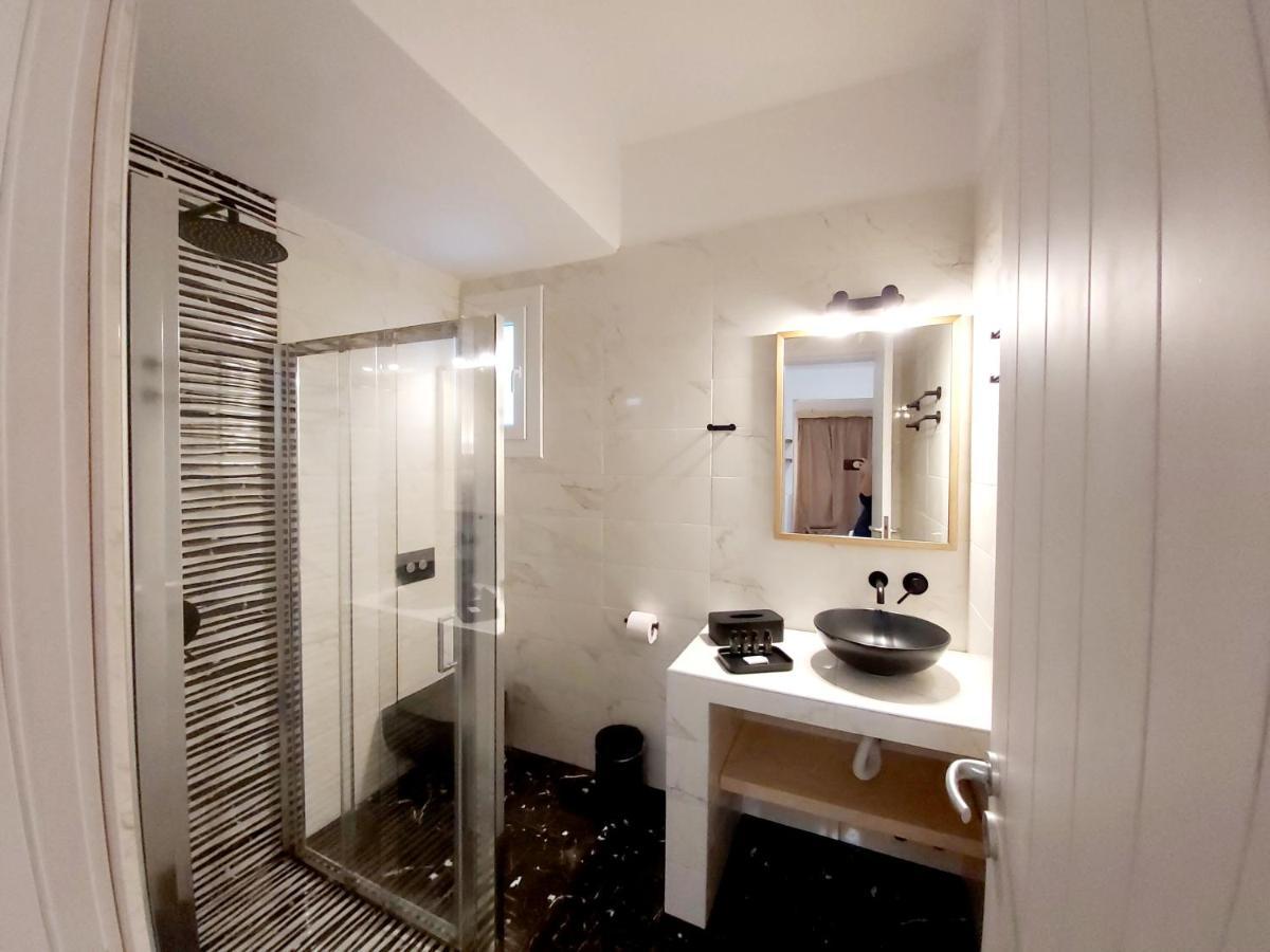 Agnadema Luxury Residences Schoinoussa Eksteriør billede