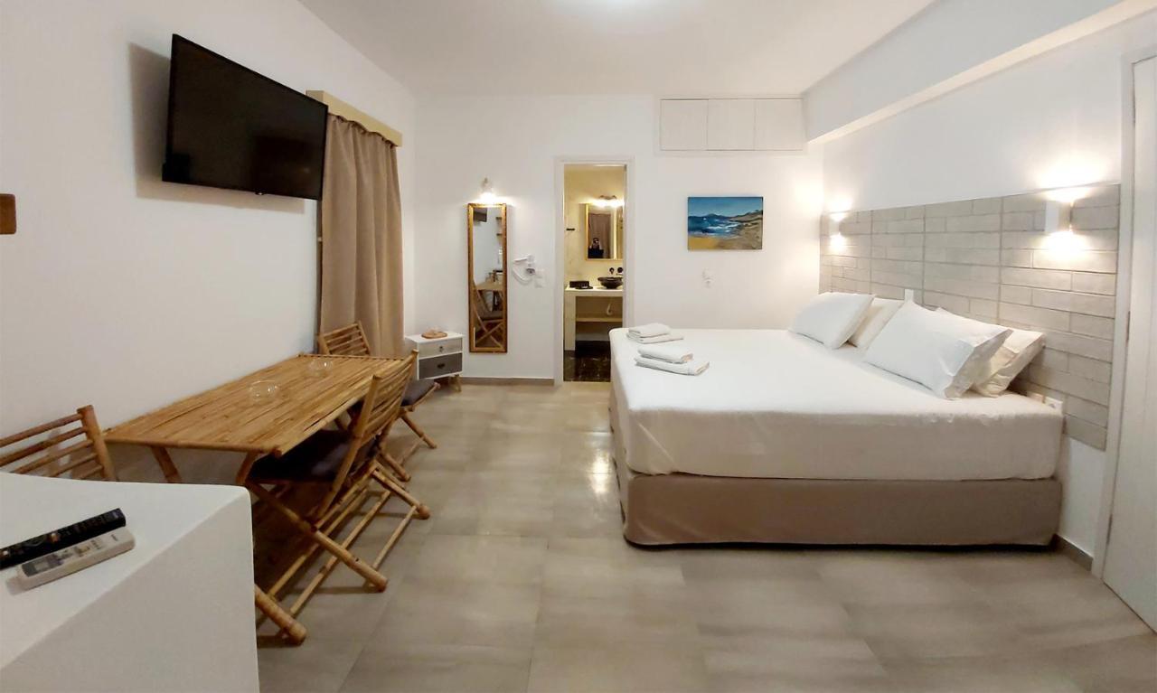 Agnadema Luxury Residences Schoinoussa Eksteriør billede