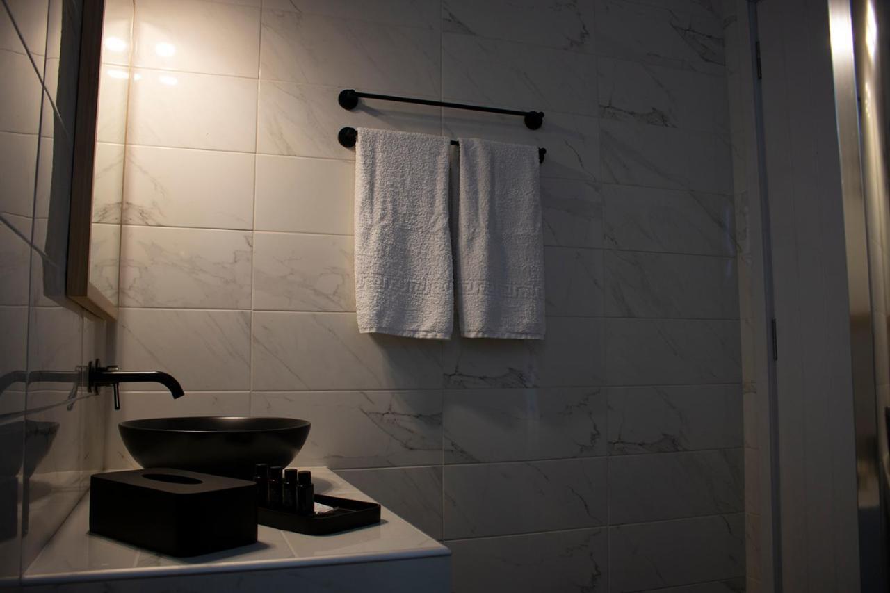 Agnadema Luxury Residences Schoinoussa Eksteriør billede