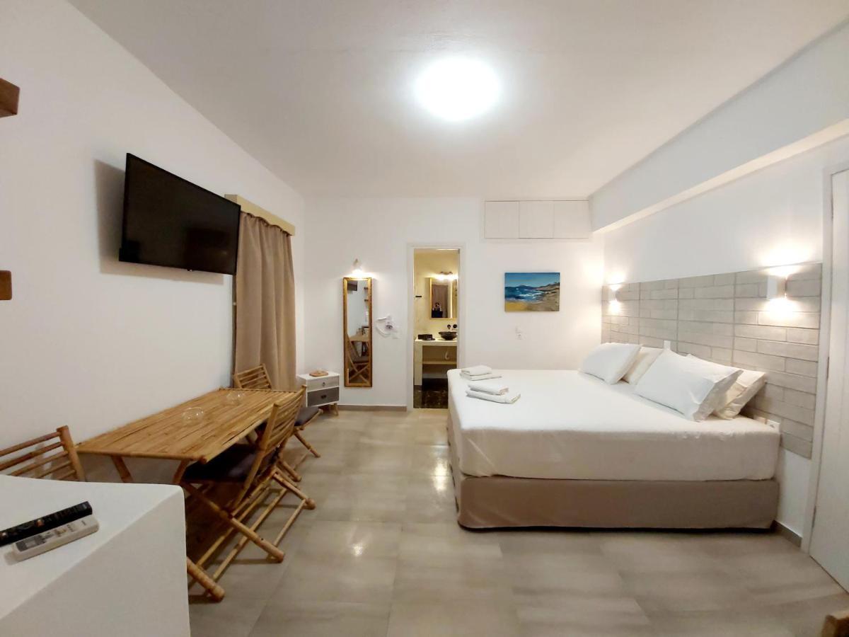 Agnadema Luxury Residences Schoinoussa Eksteriør billede